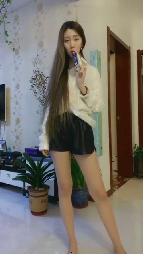 穿丝袜 视频,时尚与性感的完美融合